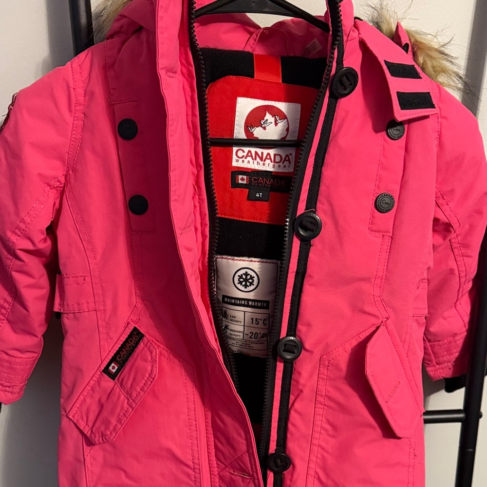 Stylish Pink Kids Puffer Coat with Faux Fur Hood - Picture 5 of 6